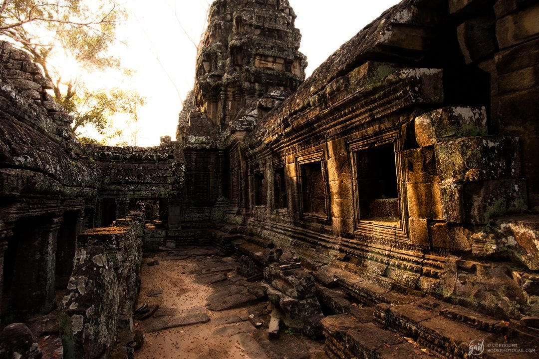 Coucher de soleil sur le temple de Banteay Kdei